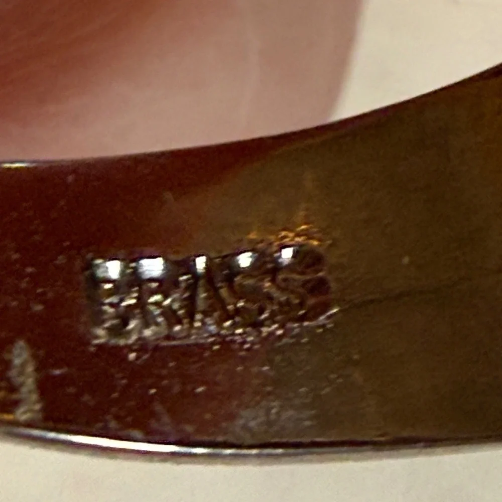 Vintage Brass Mothers Ring Family Birthstone‎ Rhinestone Starburst Textured Band